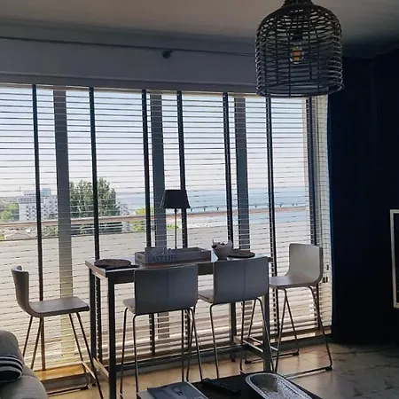 Blumare Apartament Z Widokiem Na Morze 아파트 미엥지즈드로예