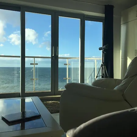 Blumare Apartament Z Widokiem Na Morze * 미엥지즈드로예