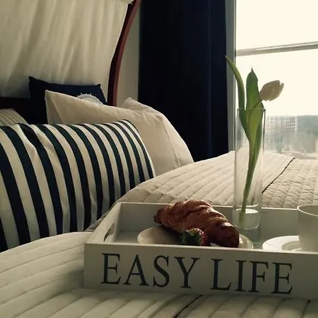 Blumare Apartament Z Widokiem Na Morze * 미엥지즈드로예